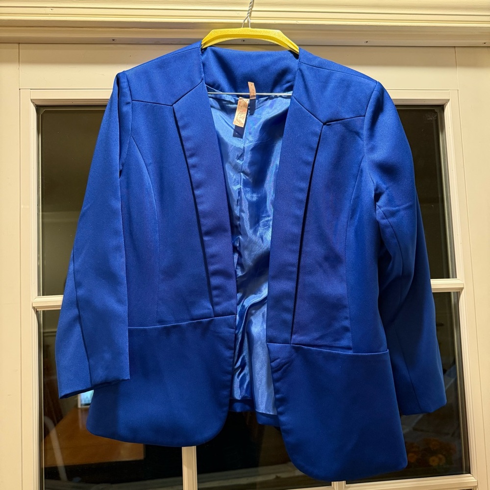 Francesca's Collections Blue Blazer Structured Suit Jacket